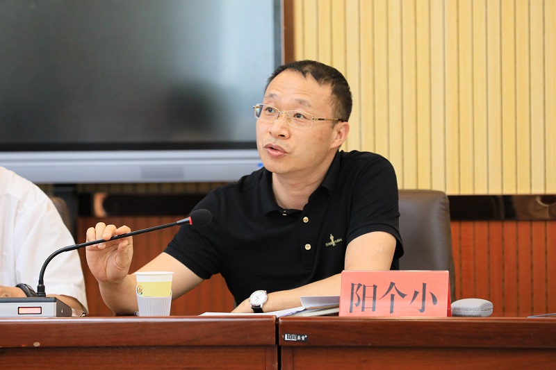 新發(fā)展集團副總經(jīng)理陽個?。?）.jpg